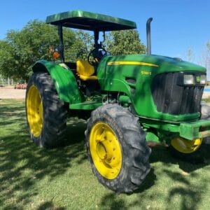Alternative view of Tractor Usado John Deere 5082E