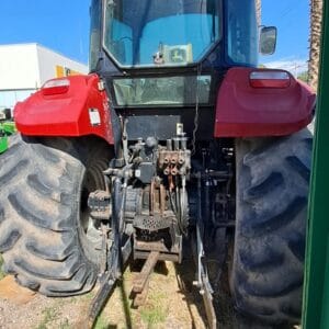 Alternative view of Tractor CASE FARMALL 130A