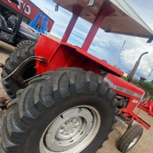 Alternative view of Tractor Massey Ferguson 275 1989