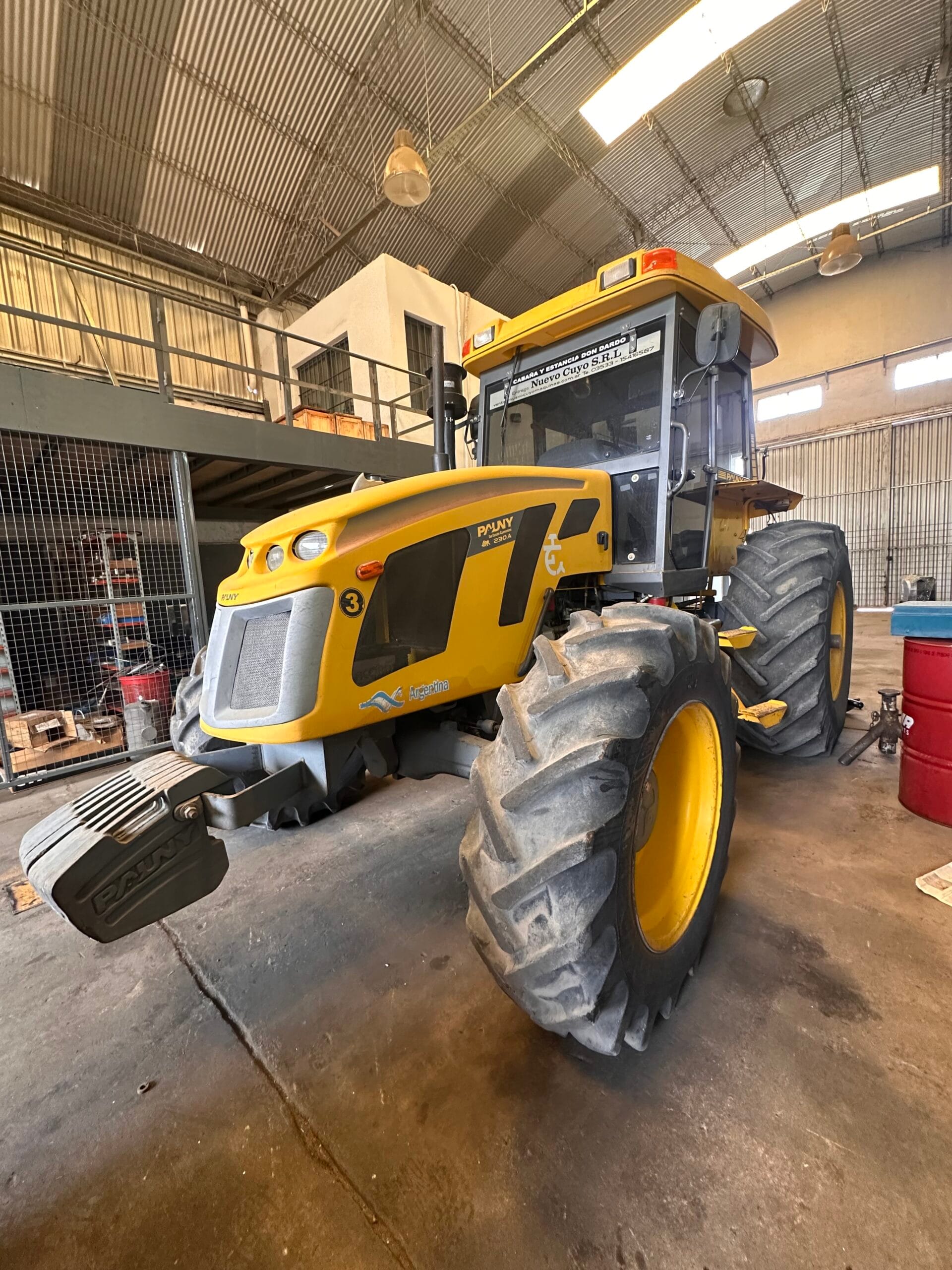 Tractor Pauny 230A 2013 (Valor en ARS)
