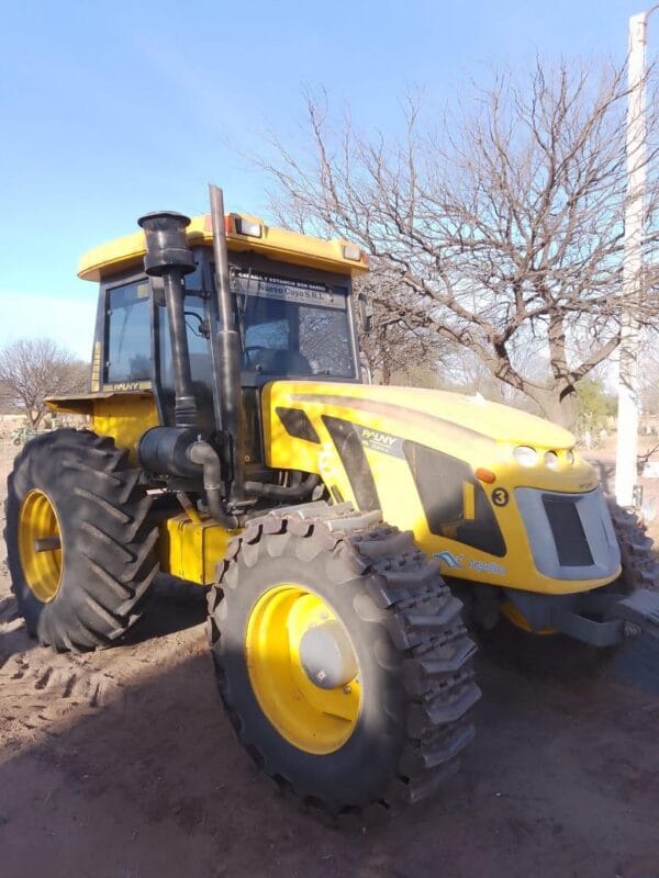 Tractor Pauny 230A 2013 (Valor en ARS)