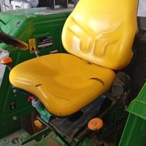 Alternative view of John Deere 5075e 2016