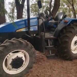 Tractor New Holland TL75 2012