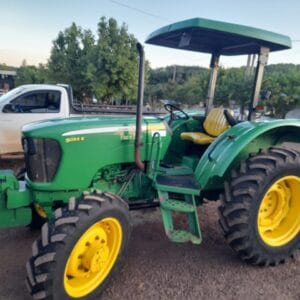 Tractor John Deere 5055e mod 2016 impecable